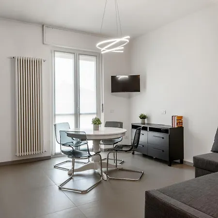 Апартаменты Stayeasy Piane56 Panoramic Next To M5 Metro Милан