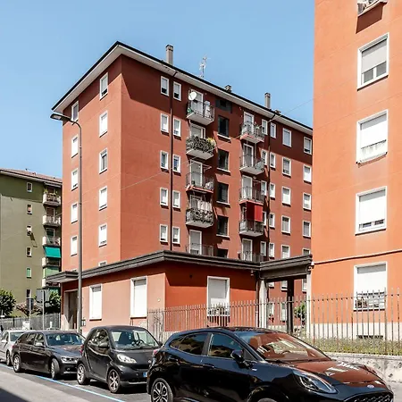 Stayeasy Piane56 Panoramic Next To M5 Metro * Милан