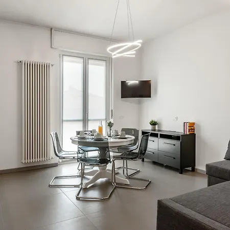 Stayeasy Piane56 Panoramic Next To M5 Metro Апартаменты Милан